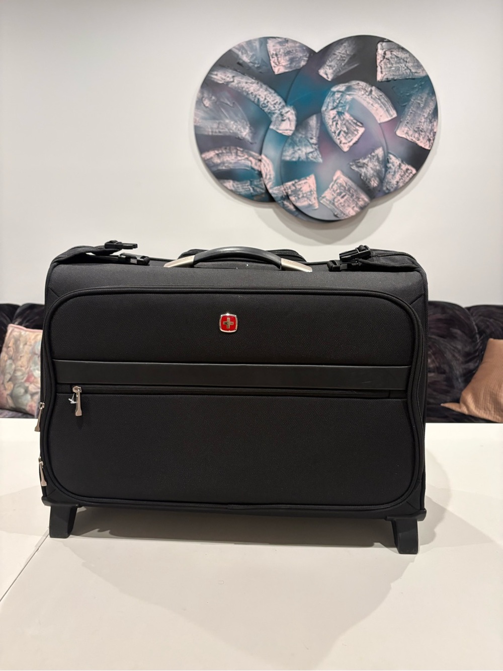 Swissgear Black Rolling Laptop Bag - Professional Carry-On
